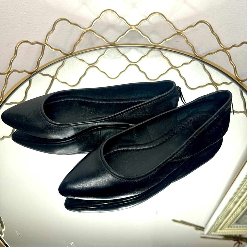 Frye flats